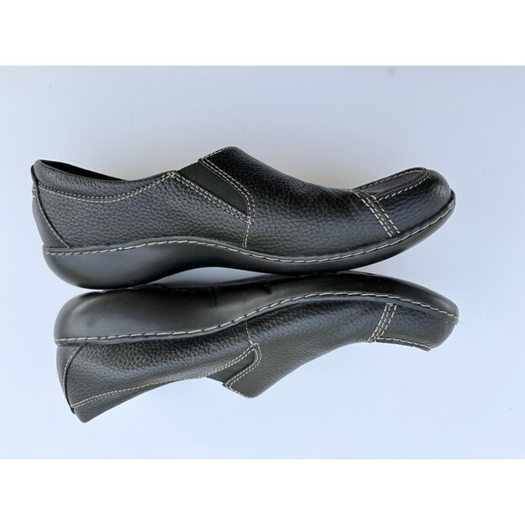 Clarks Collection Women’s Leather Button Slip-On Comfort Wedge – Size 11 Black - Picture 7 of 9